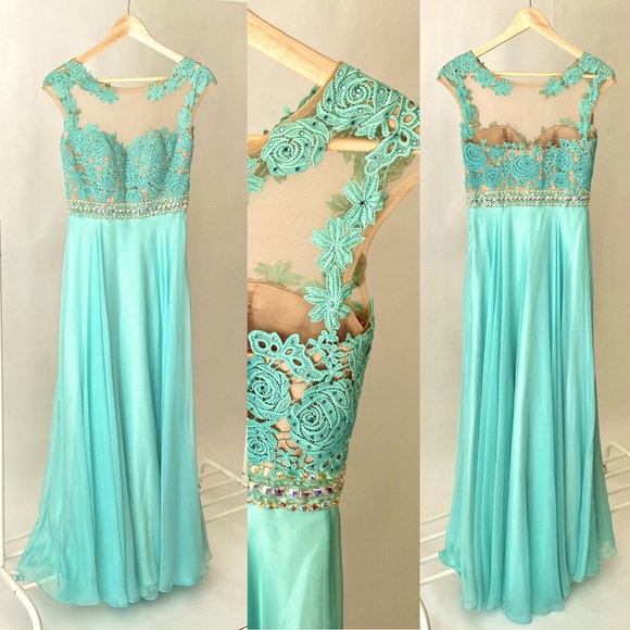 Dave & Johnny Dresses & Skirts - PROM OR EVENT DRESS🌿DAVE AND JOHNNY 🌿 Aqua